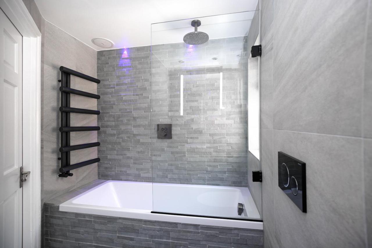 Modern Bedroom In London !! Exterior photo